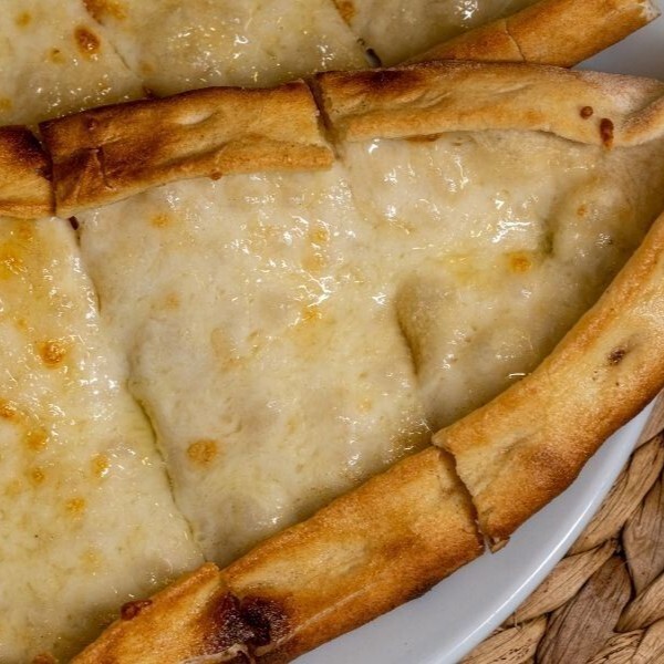 Kaşarlı Pide
