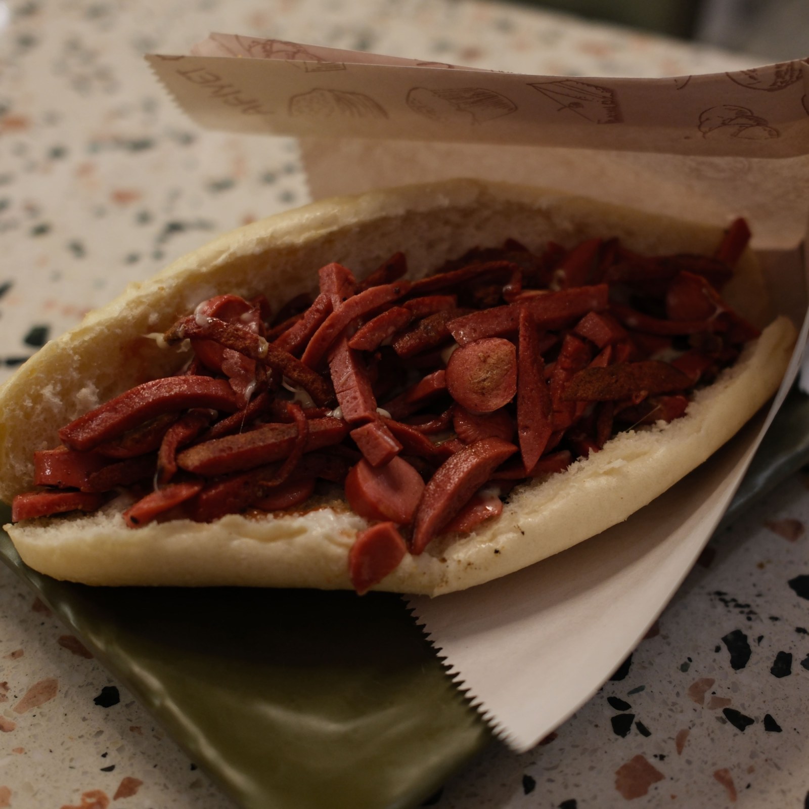 Ekmek Arası Kumru