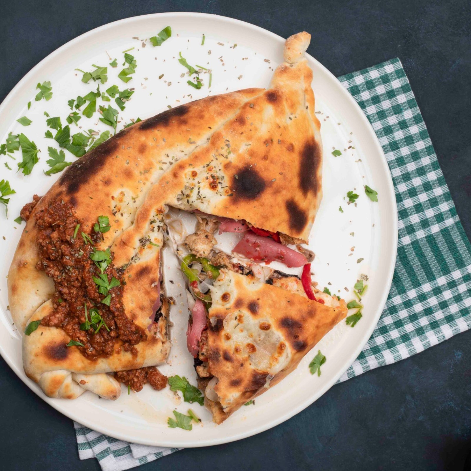 Calzone Pizza (Kapalı Pizza)