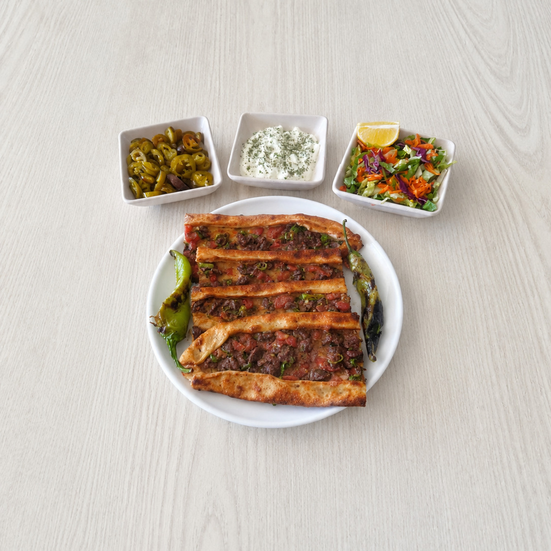 Kuşbaşılı Pide