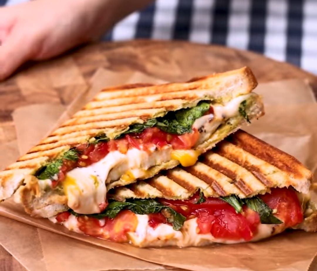 Bol Peynirli Tost