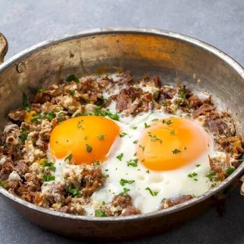 Kavurmalı Yumurta