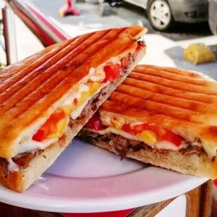 Kaşarlı Tombik Döner Menüsü