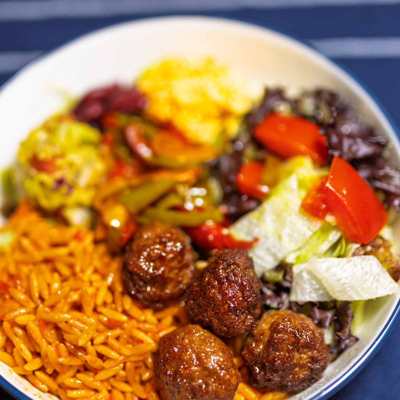 Köfteli Bowl
