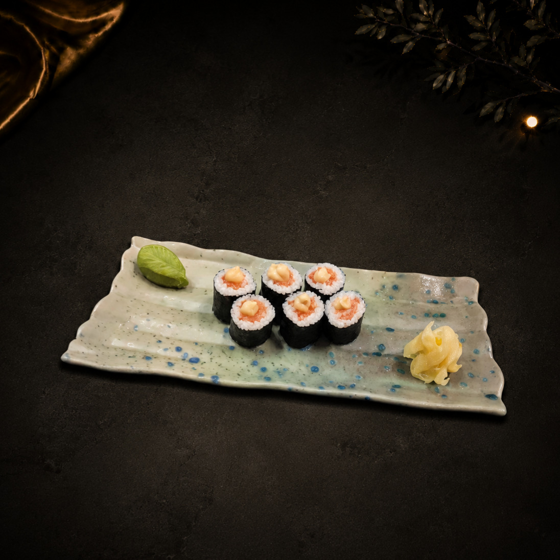Spicy Sake Maki