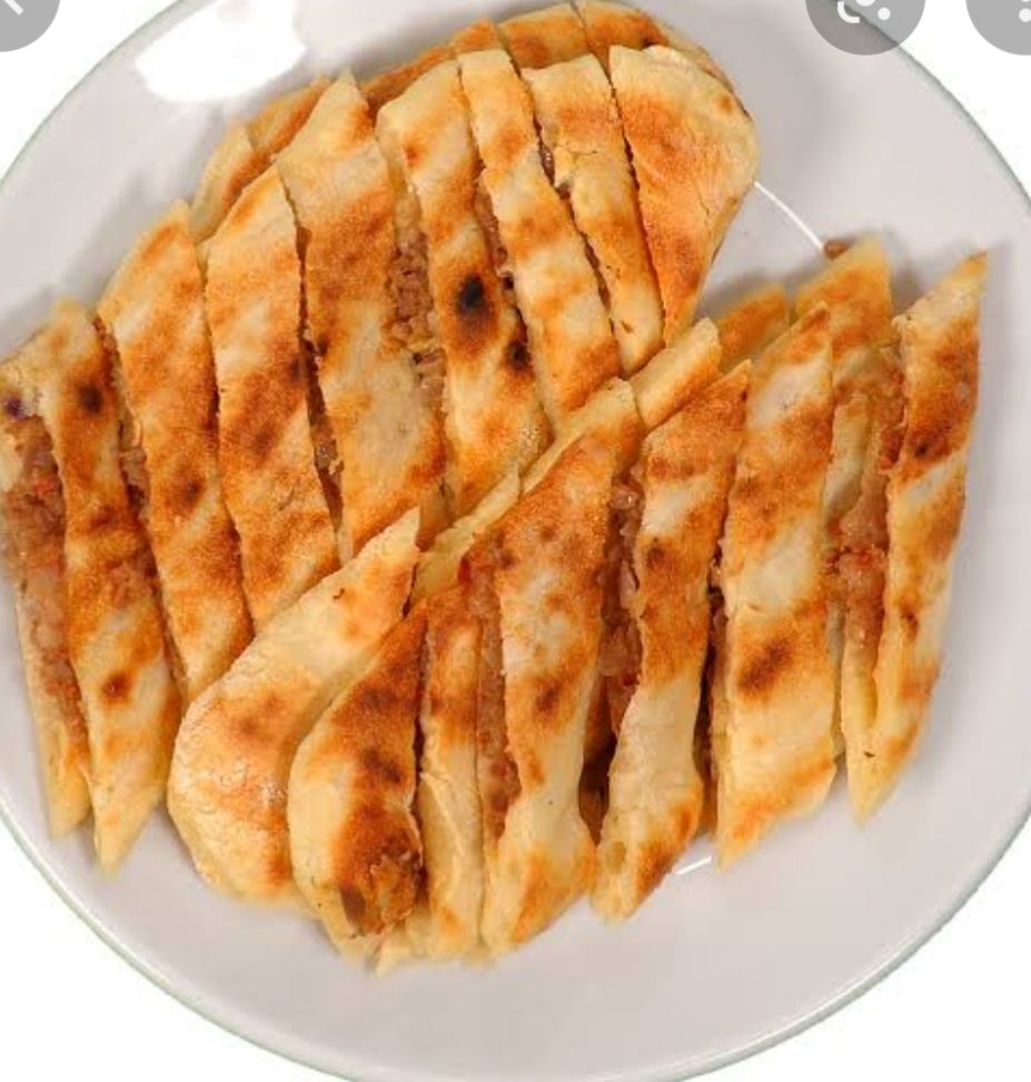 Kıymalı Kır Pidesi
