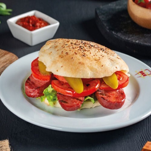 Tombik Ekmek Arası Sucuk