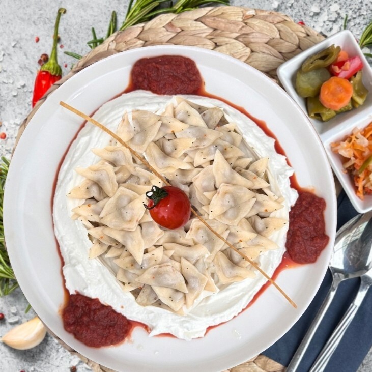 Etli Üçgen Haşlama Mantı