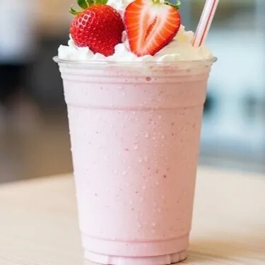 Çilekli Milkshake(400 ml)