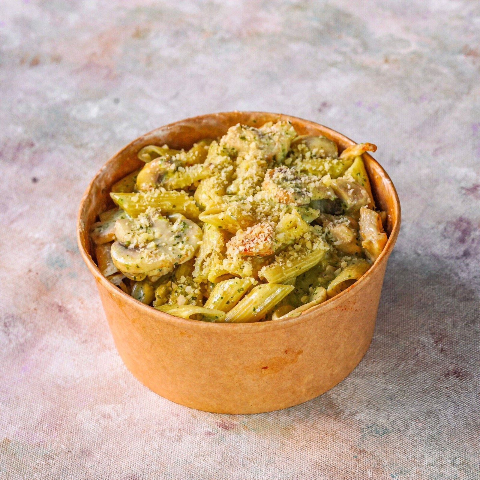 Tavuklu Köri Soslu Penne