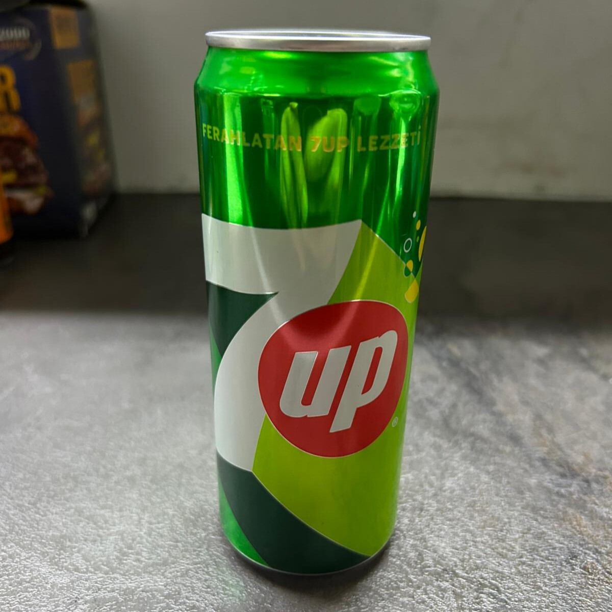 7 Up (33 Cl)
