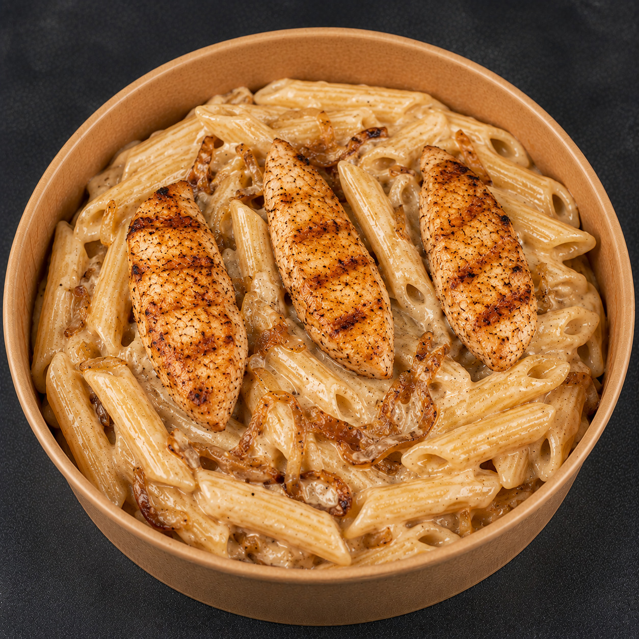 Karamelize Soğanlı Izgara Tavuklu Penne