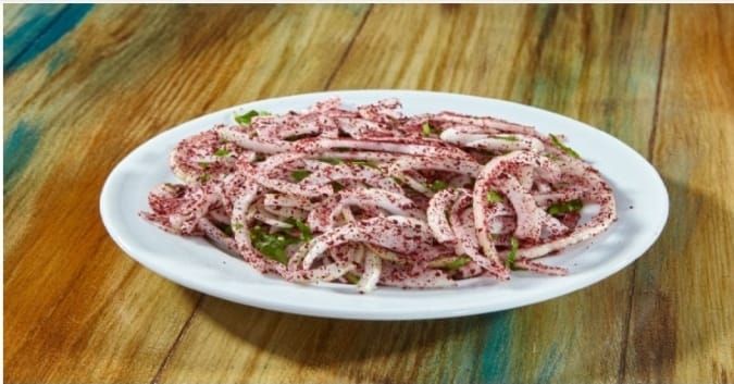 Soğan Salatası