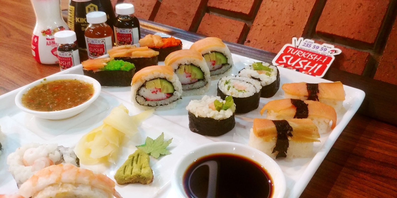 Somon Mix Sushi (16 Pcs.)