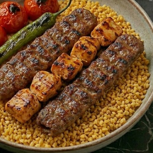 Pilav Üstü 2 Şiş Adana 1 Şiş Tavuk+ Ayran