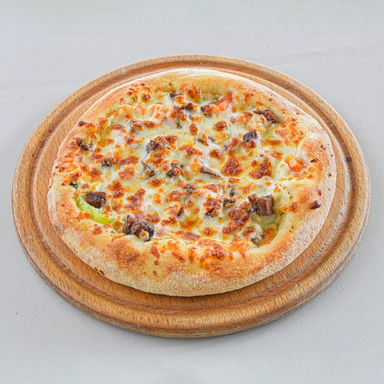 Kavurmalı Pizza (Orta)