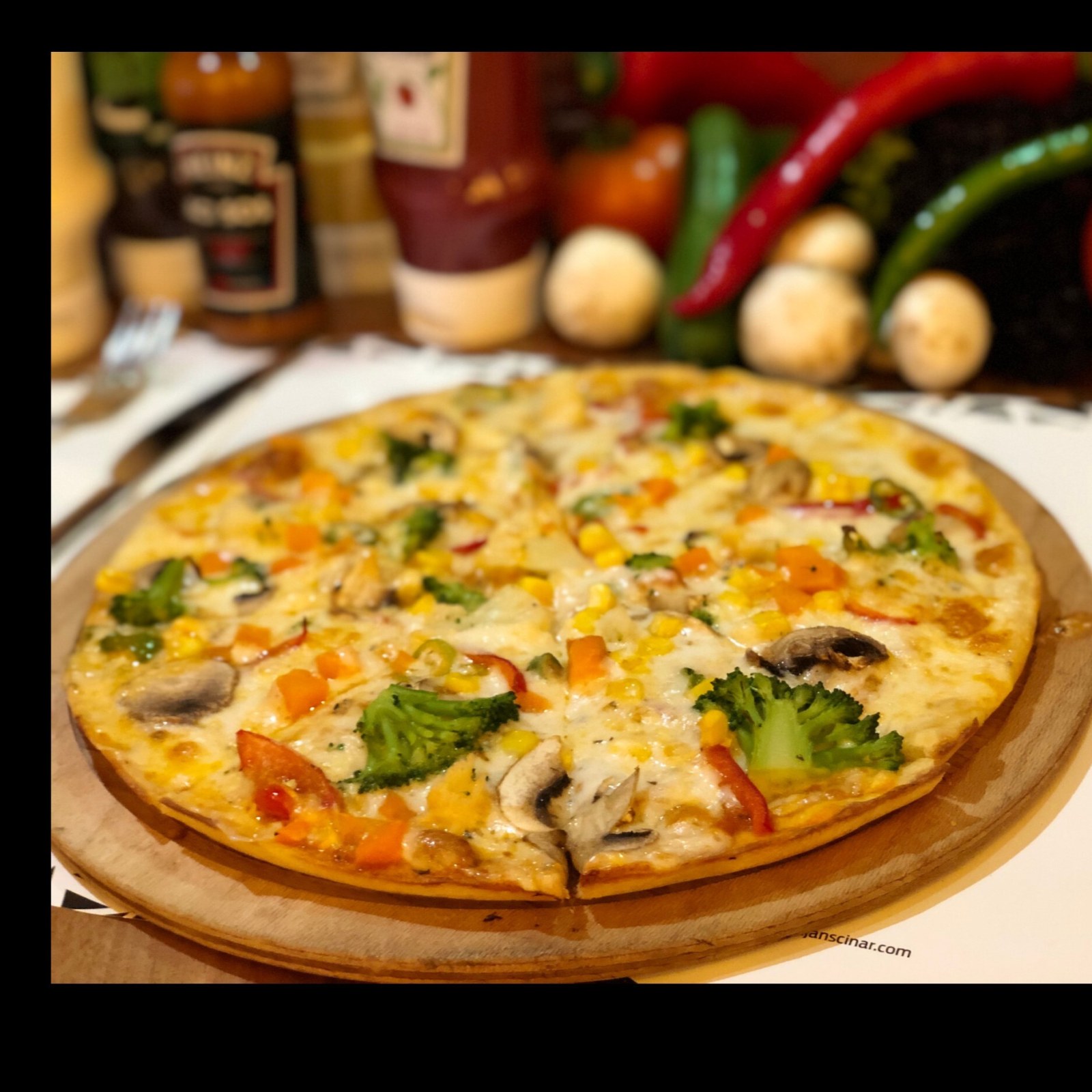 Vejeteryan Pizza (Büyük Boy)