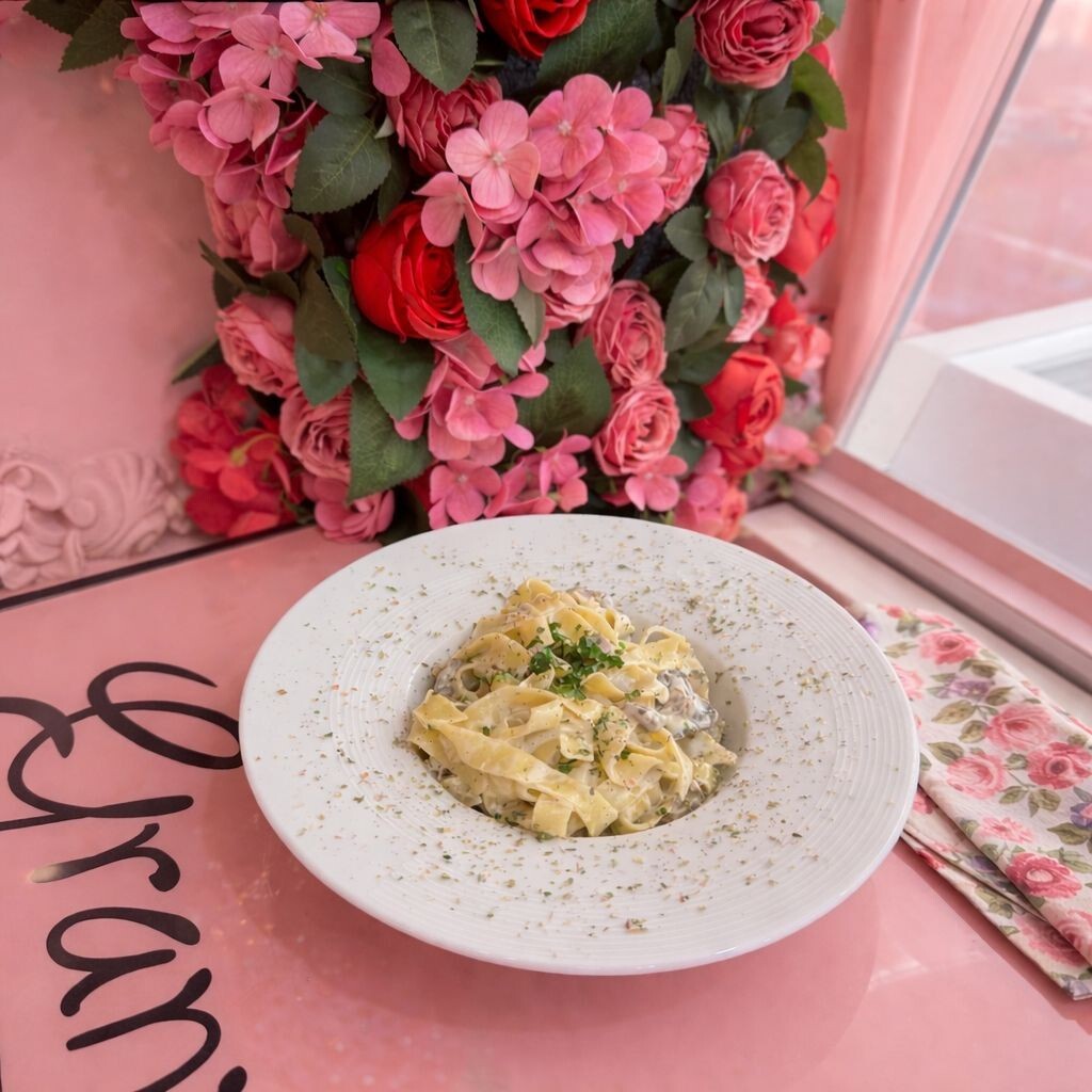 Tavuklu Kremalı Fettucine