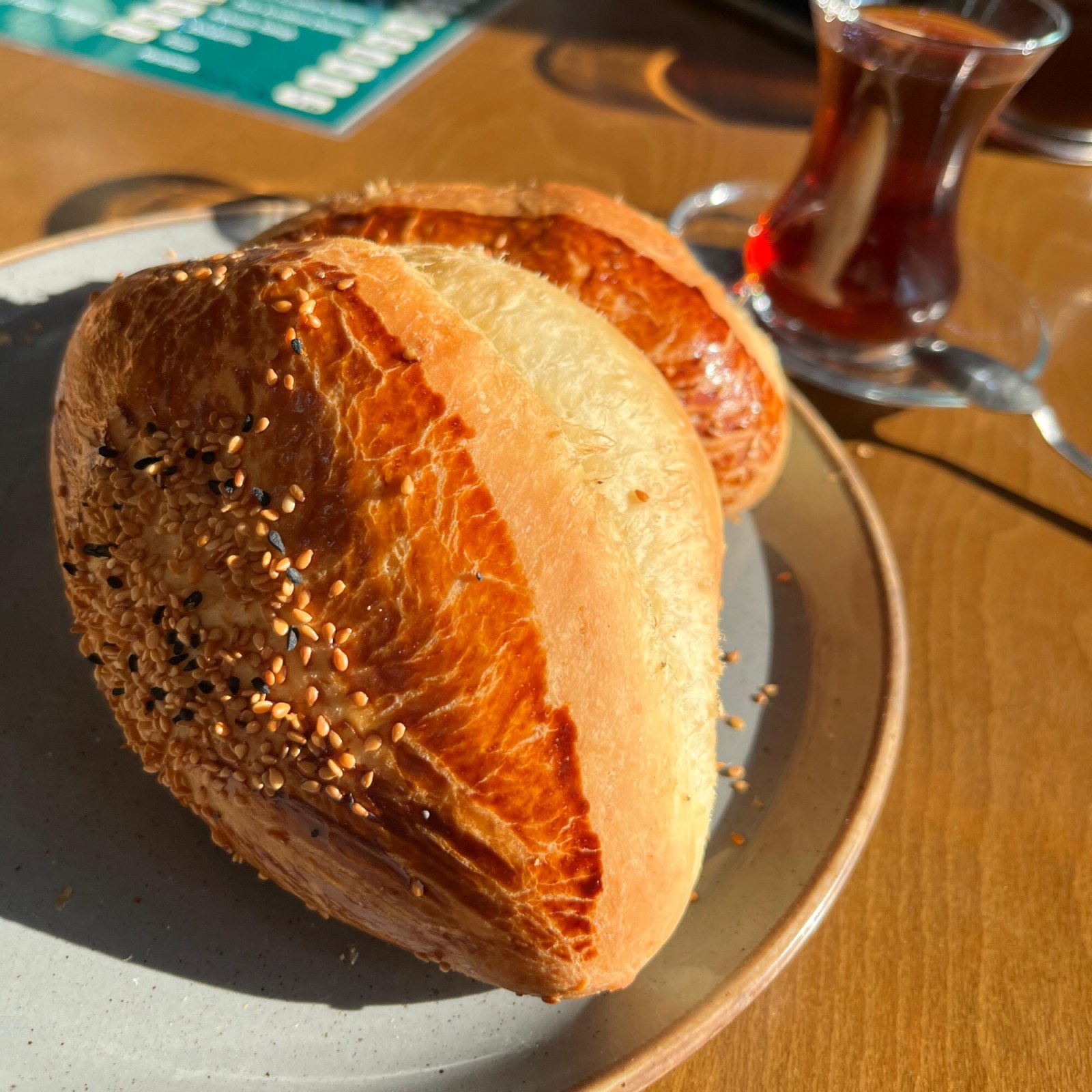 Sade Poğaça