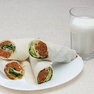 2 Adet Klasik Dürüm (100 gr.) + 2 Adet Ayran (170 ml.)