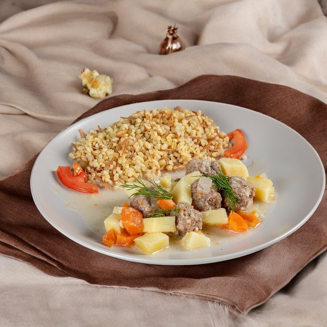 Mahmut Hoca'nın Ekşili Köfte ve Bulgur Piavı