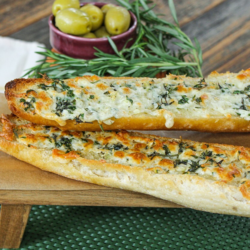 Kaşarlı Sarımsaklı Ekmek