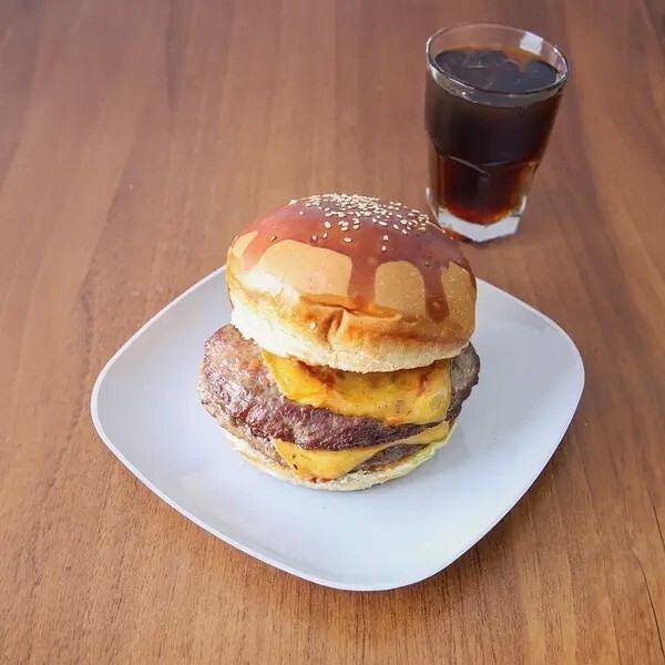 Double Burger Menü