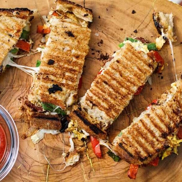 Sucuklu Tost