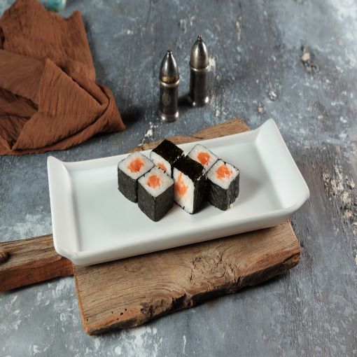Sake Maki Roll (6 Pcs.)