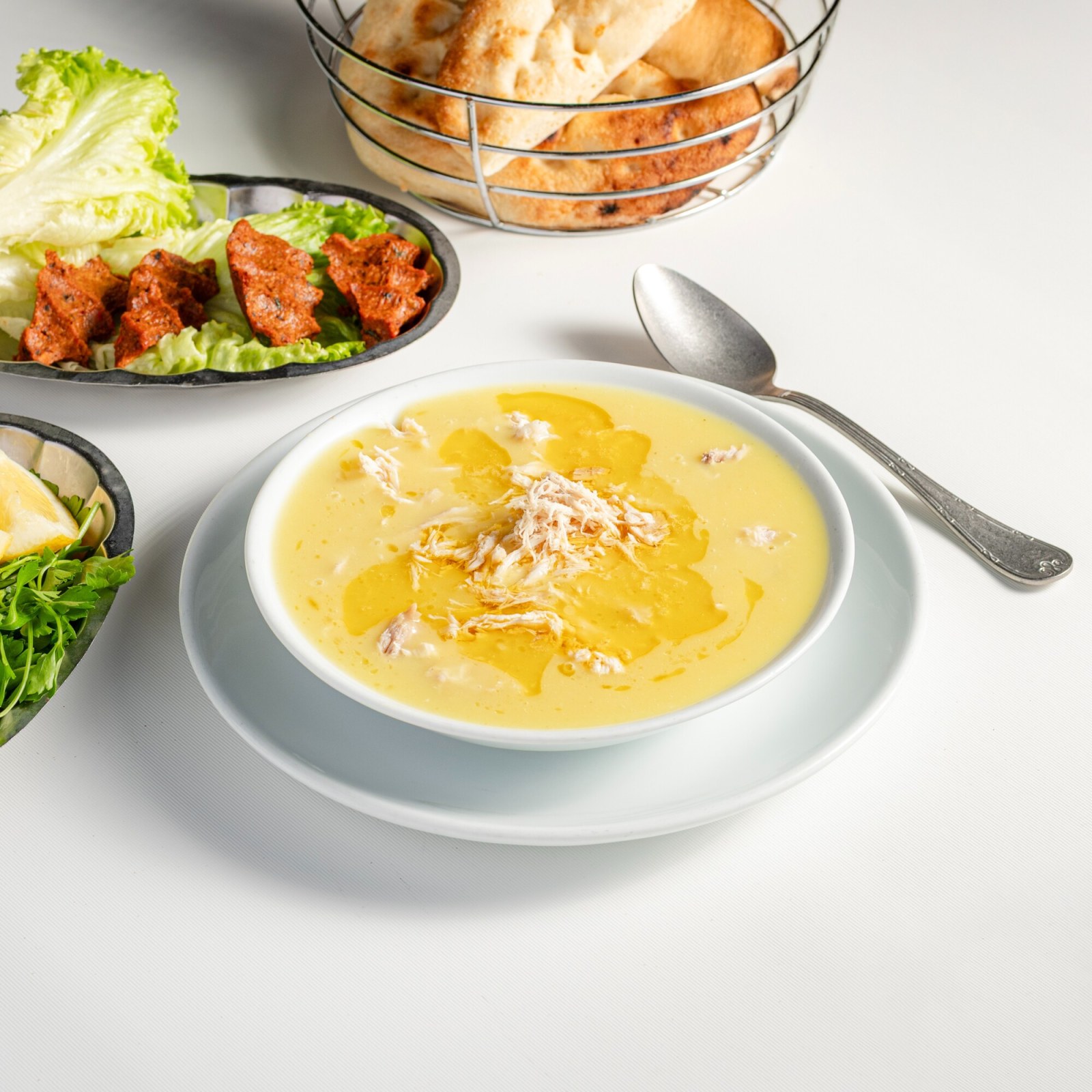 Tavuk Suyu Çorbası