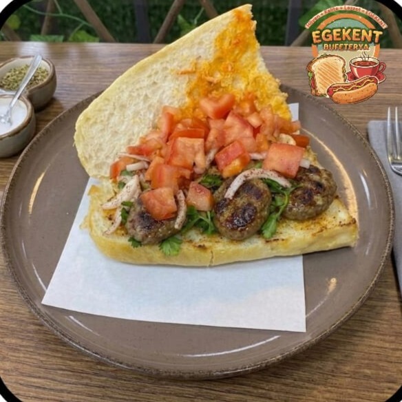 Köfte Ekmek