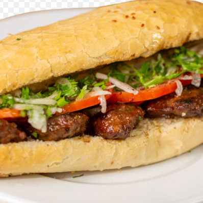 Üç Çeyrek Ekmek Arası Köfte&Sucuk