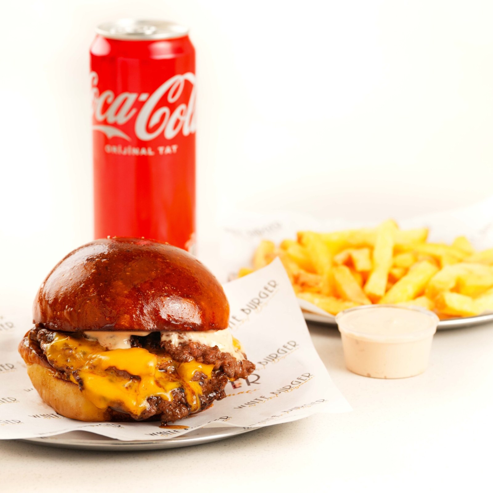 Truffle White Smash Burger Menü