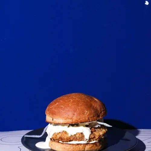 Efsane Coni Çıtır Vegan Burger