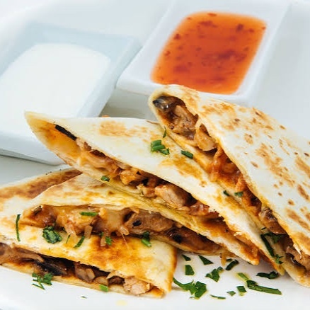 Tavuklu Quesadilla