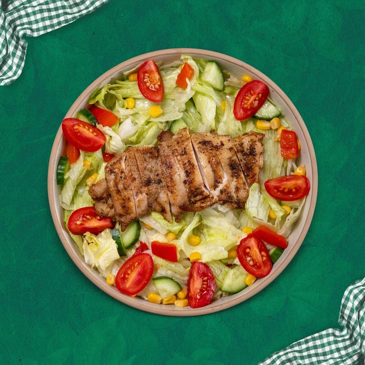 Izgara Tavuk Salata