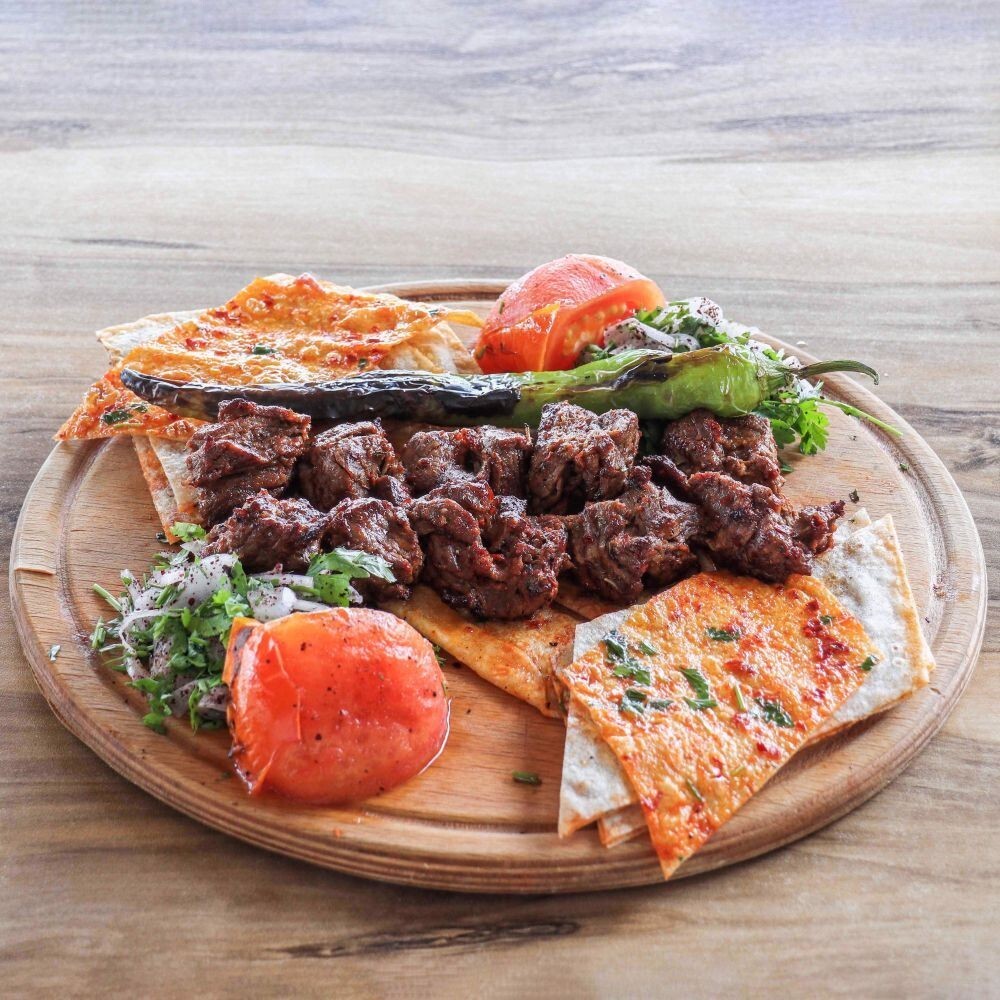 Kuzu Şiş (1 kg)