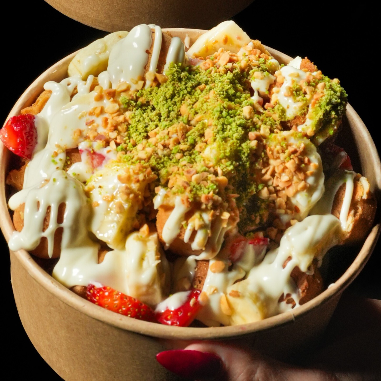 Çikolatalı + Beyaz Çikolatalı Waffle