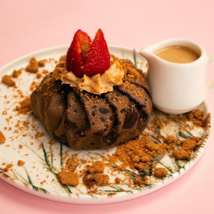 Golden Crepe's