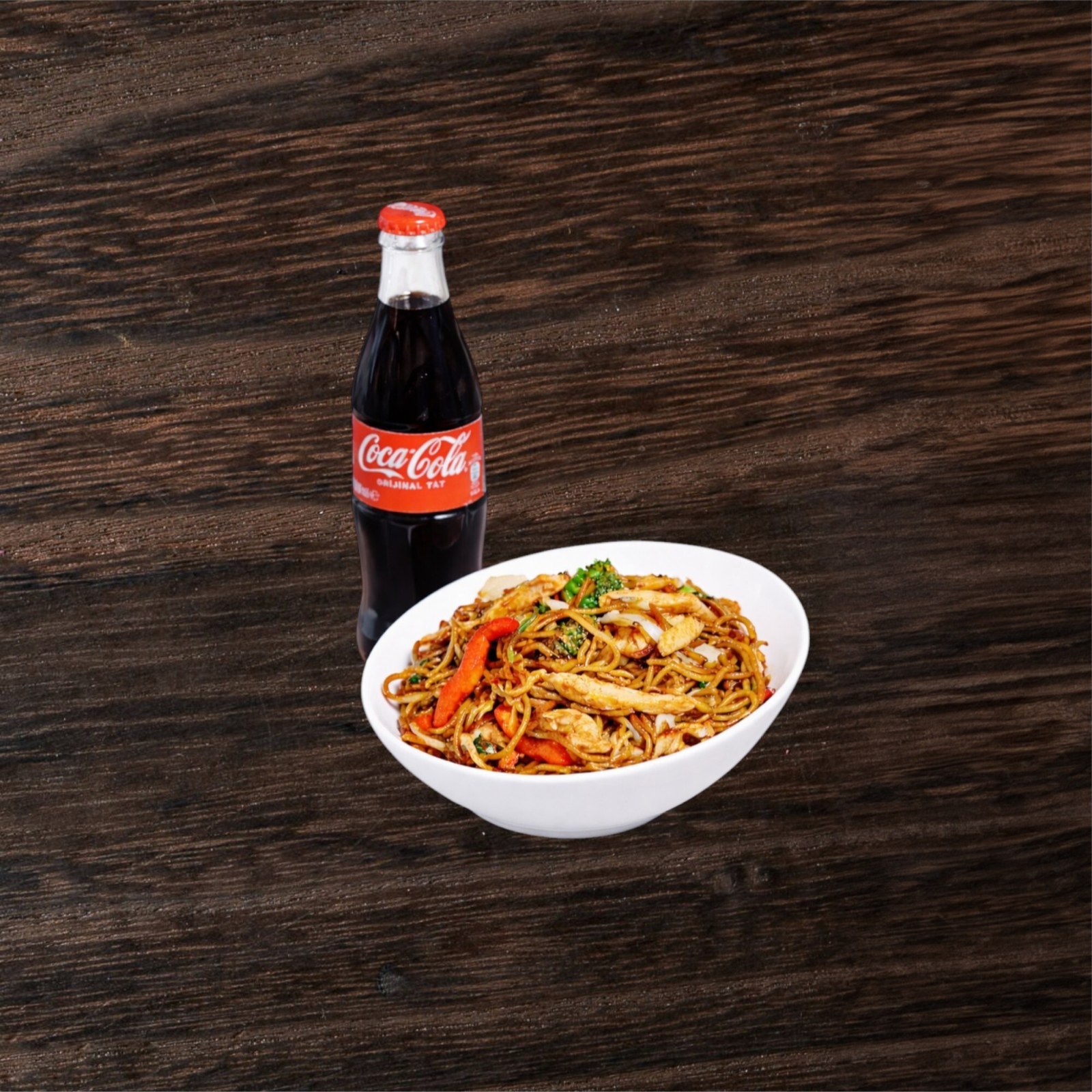 Japon Tavuklu Sebzeli Erişte + Coca-Cola - % 10 İndirim