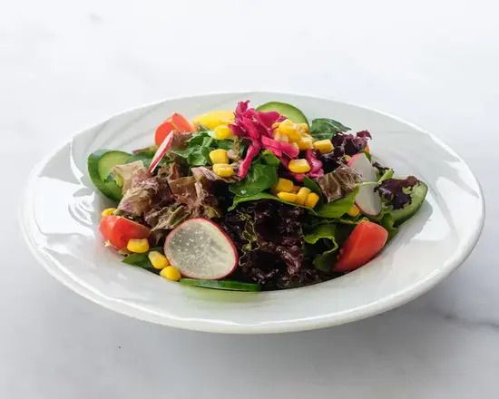 Hellim Peynirli Salata