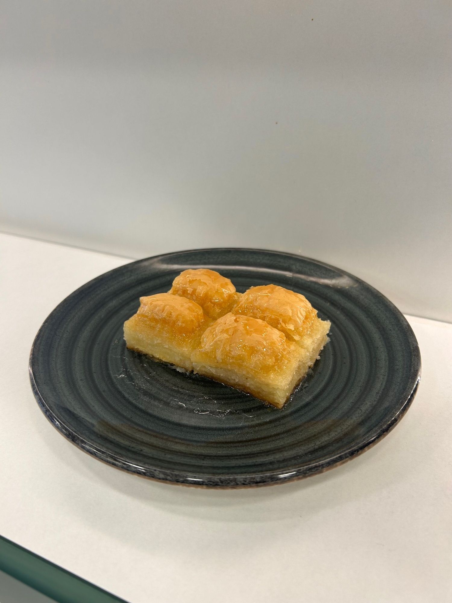 Kaymaklı Baklava