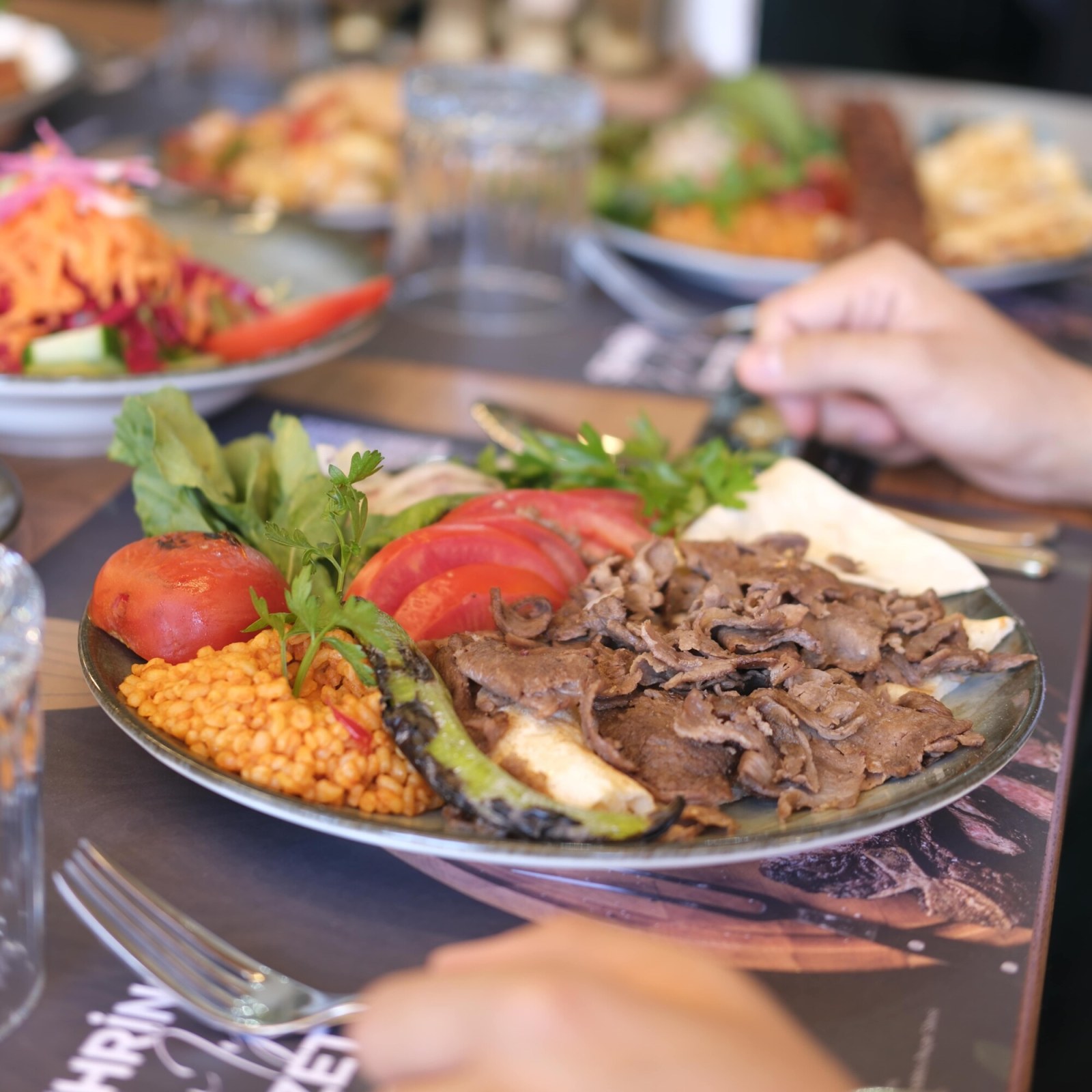 Döner Tam Porsiyon Servis Tabağı
