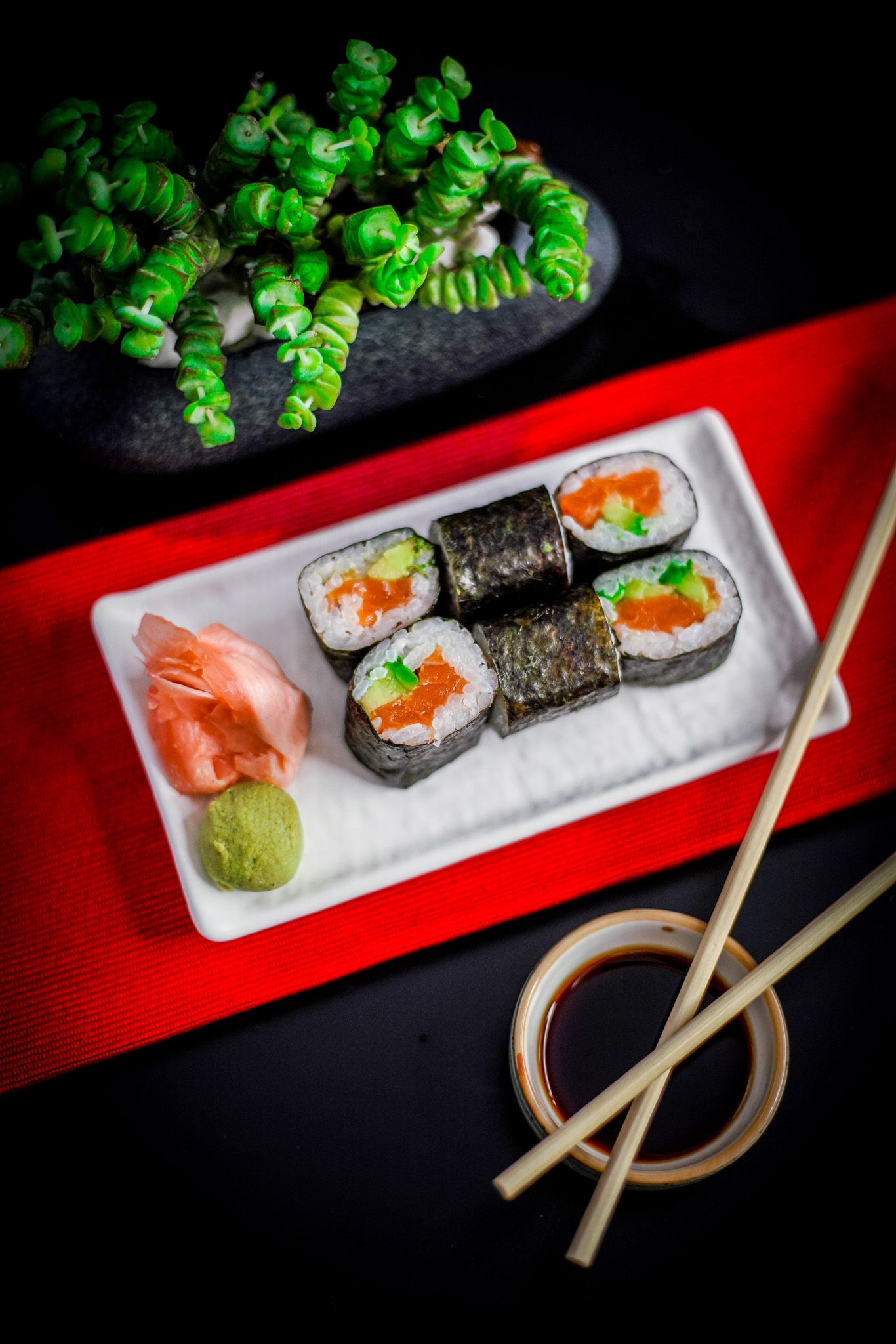 Sake Avakado Maki ( 6 Parça )
