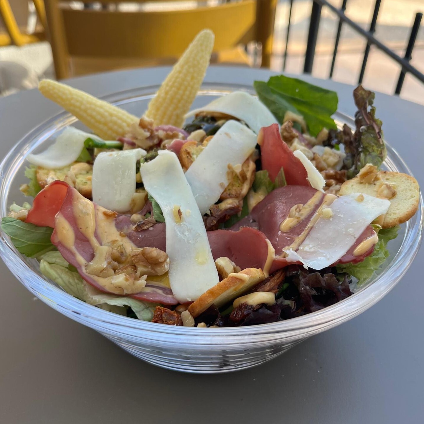 Dana Füme Etli Salata