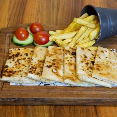 Kaşarlı Gözleme ve Patates Kızartması