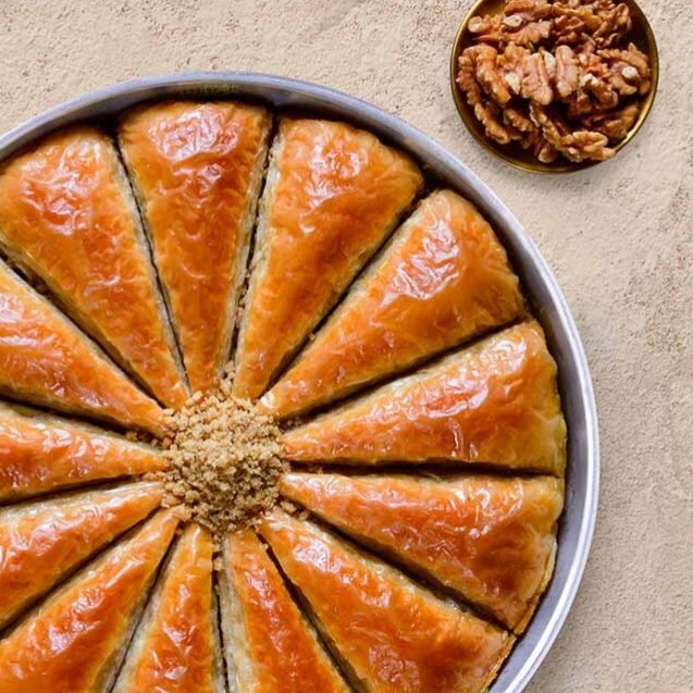 Cevizli Havuç Dilim Baklava (1 Kg)