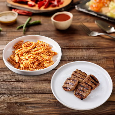 Izgara Köfte & Fusilli Napolitan Makarna