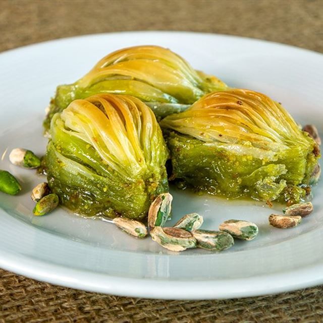 Midye Baklava