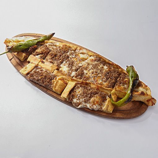 Kavurmalı Kaşarlı Pide